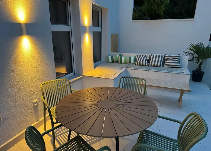 Banhiday H31 House Apartment